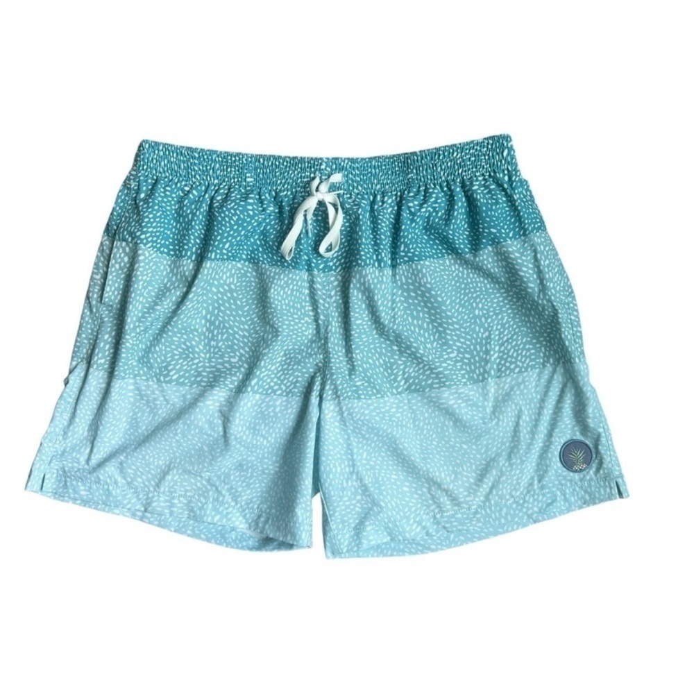 Chubbies Swim Trunks Men Whale Shark Print 5.5" Mesh Lined size L beach vacation